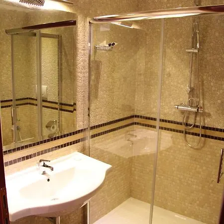 Hotel Giardini Al Lago Telese Terme