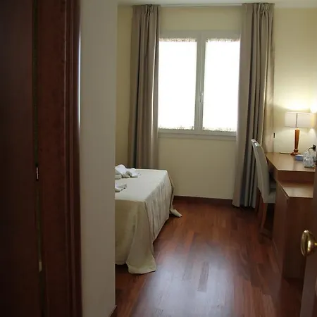 Hotel Giardini Al Lago 3*