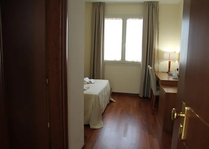 ホテル Giardini Al Lago 3*