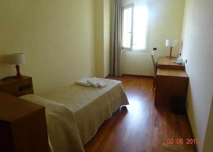 מלון Giardini Al Lago