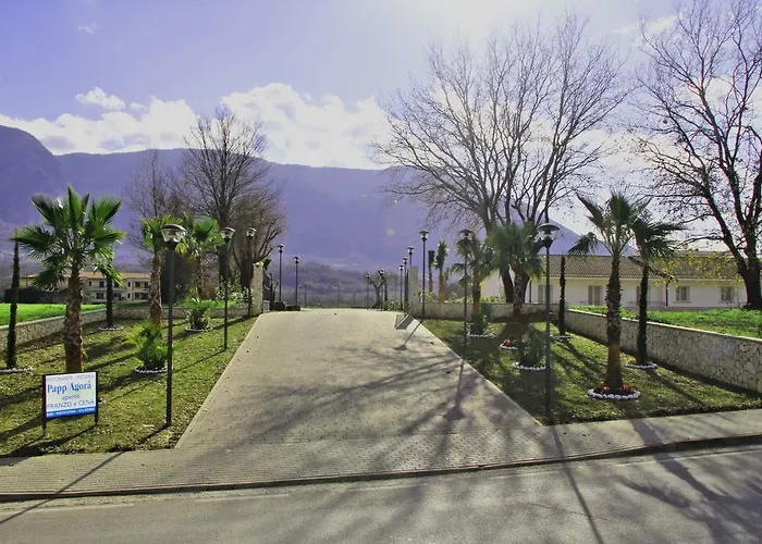 Giardini Al Lago